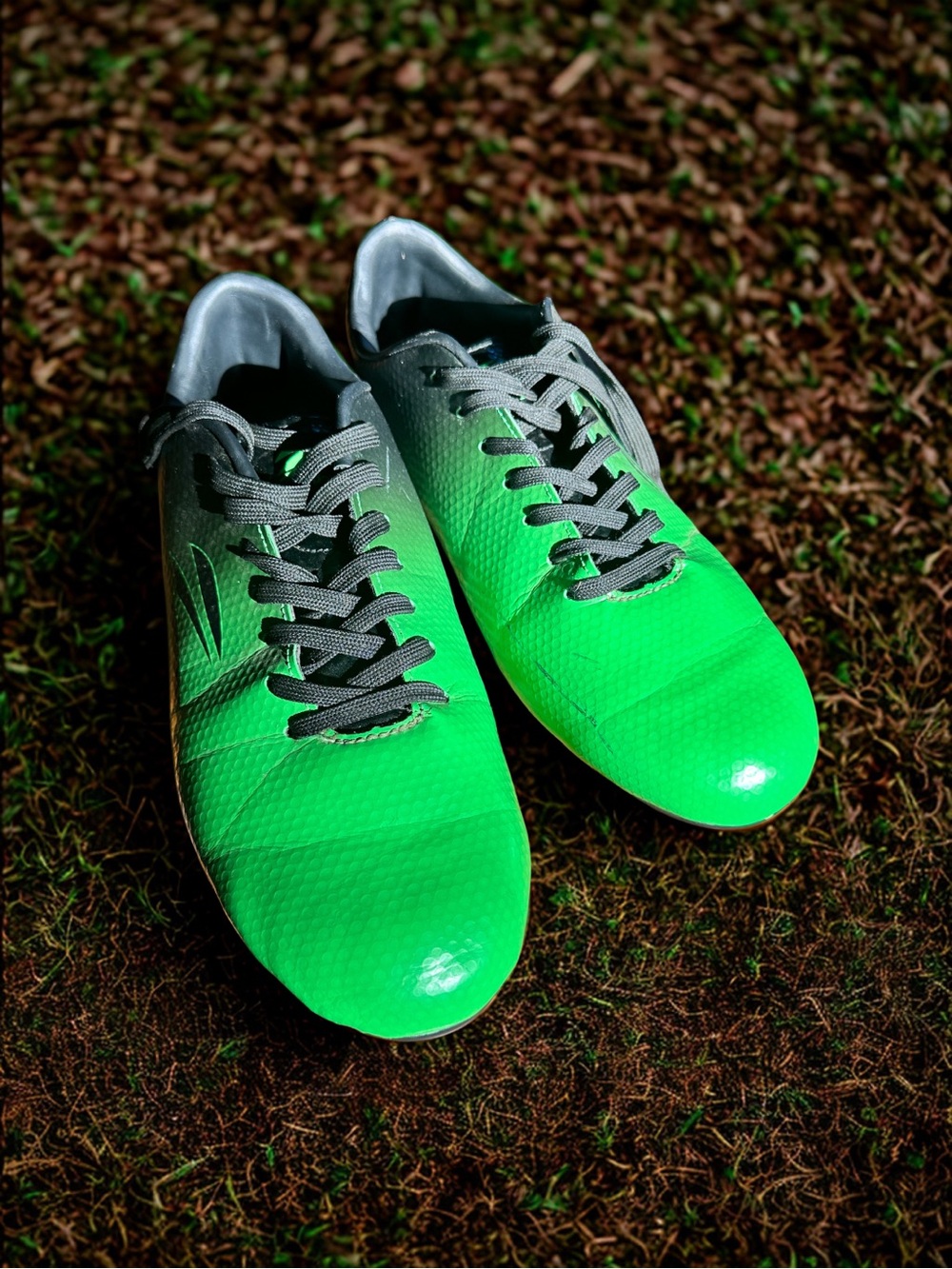 Men's Green Soccer Cleats